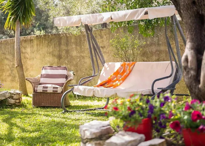 Gardens Villa *