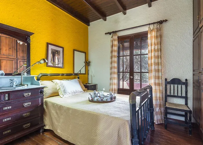 Gardens 别墅 Astrakeri